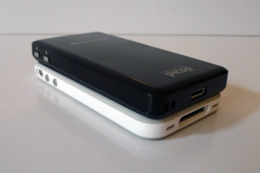 Microvision ShowWX+ vs iPhone 4 with Bumper Case